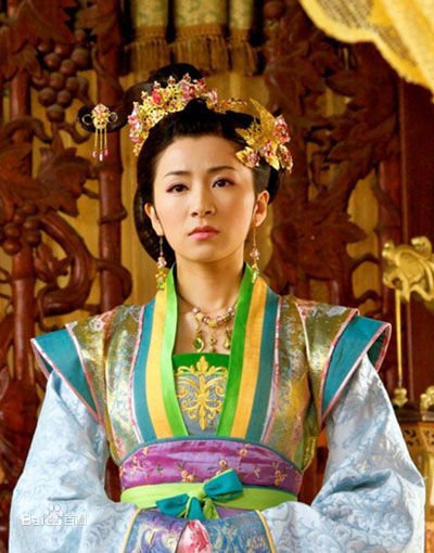 柏含香的历史原型