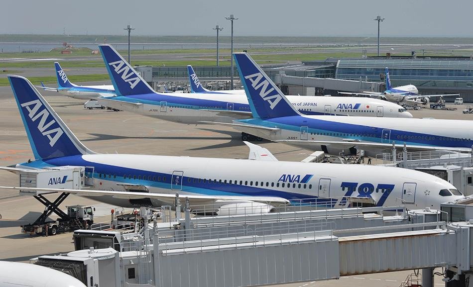 100多名中国乘客滞留美国，目前他们面临什么样的困难？