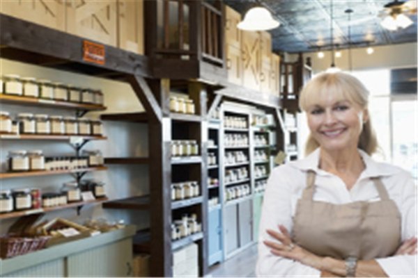 女员工不想跳舞被辞退，如果你遇到这样的事情怎么做？