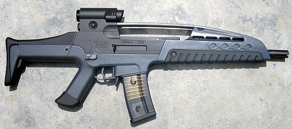 XM8轻型突击步枪的游戏步枪