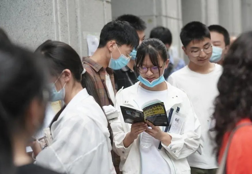 浙江省高考一本分数线