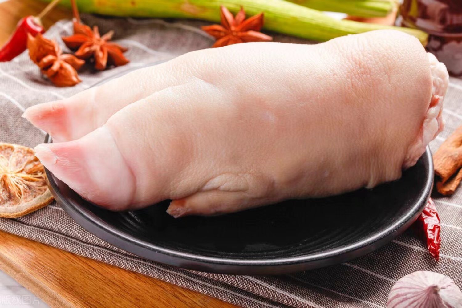 蹄拼音组词部首