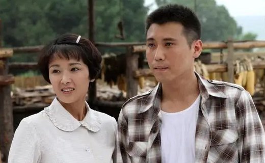 黄曼老公是谁？