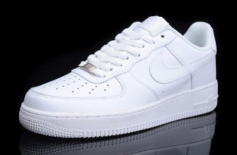 耐克空军一号共有几种颜色啊。