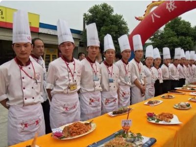 学厨师哪个学校最好？