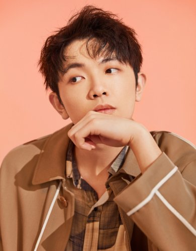 歌词男女一起唱的哒哒哒,恋爱的滋味,感觉好奇怪,然后一直对不起对不起是什么？