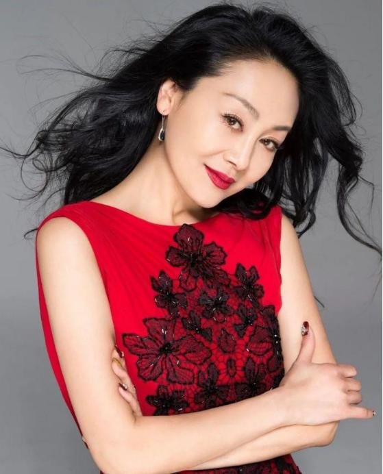 女星王姬首谈自闭症儿子，智商却只有6岁，你们认识这位老戏骨吗？