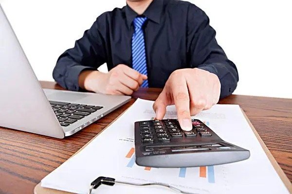 初级会计职称考试报名时间？