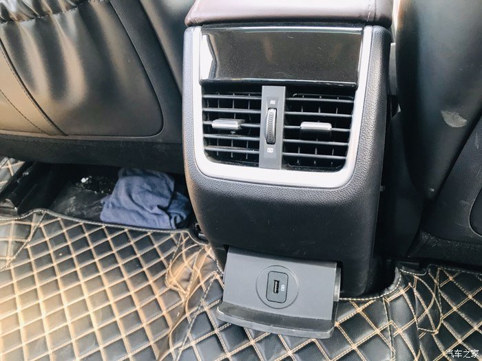 春暖花开的季节，睿骋CC与你交个朋友吧