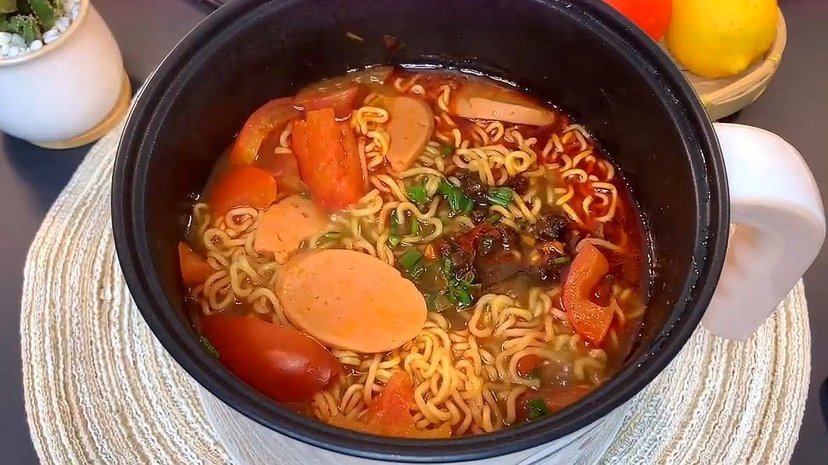 10元以上方便面销量逐年增长，价格上涨的方便面是靠什么拿下用户的？