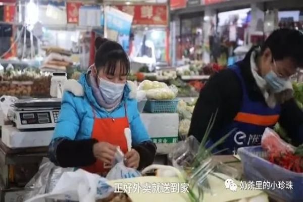 菜场的年轻人！大学生继承父辈菜摊年入百万，他是如何带动整个菜场销售的？