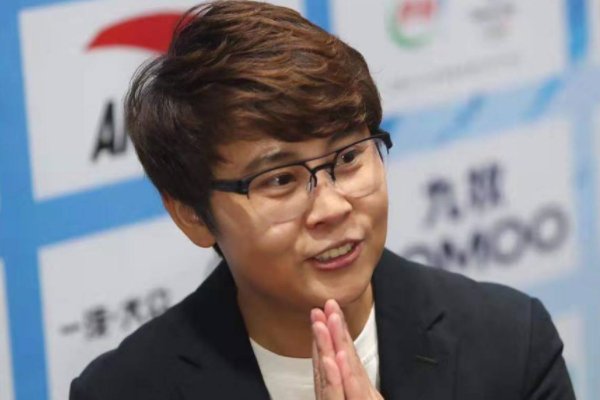 王濛说赛场内有冰墩墩，自己是赛场外的濛墩墩，王濛是个什么样的人？