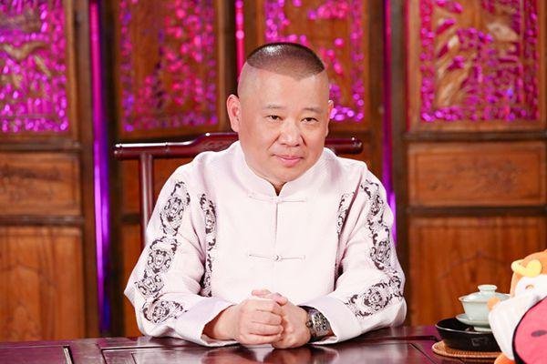 现在德云社的牌匾上的“德”字为什么多一横？背后有何感人的故事？