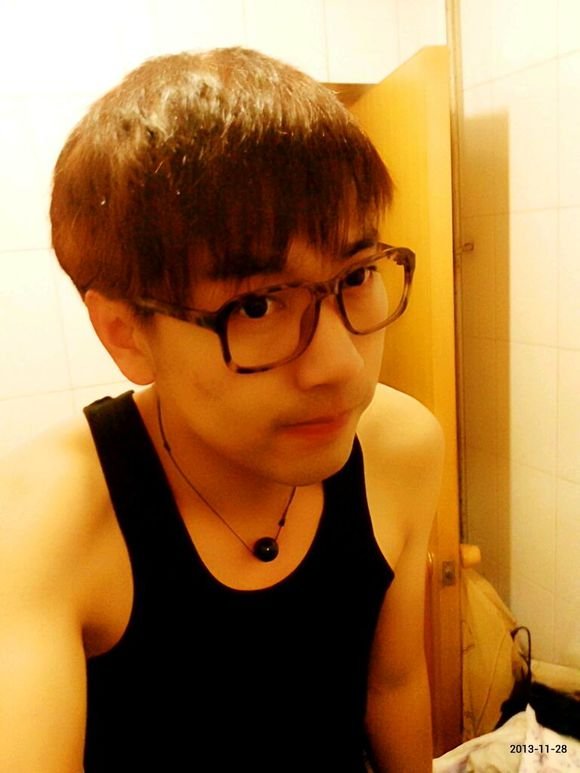 琥珀男孩的刊物简介