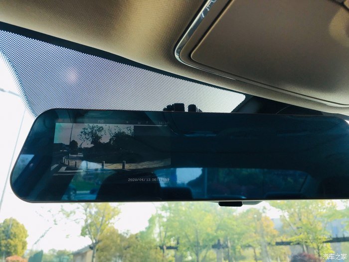 春暖花开的季节，睿骋CC与你交个朋友吧