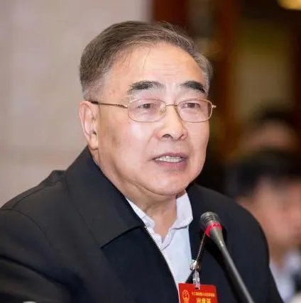 张伯礼说明年开春有望摘口罩，这是否意味着疫情即将结束呢？