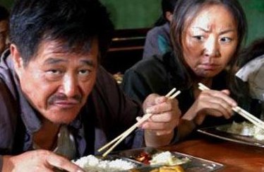 赵本山女儿被问有多少家产称数不过来，富人都是如何悄无声息炫富的呢？