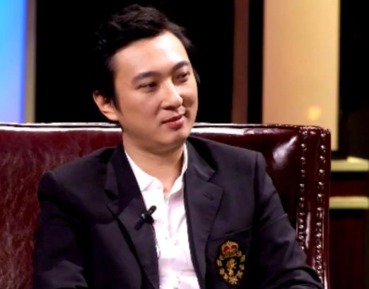 王思聪去东北撸串挨打了，头上缝了六针，打他的人现在怎么样了?