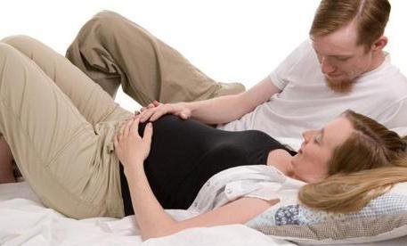 怀孕9个月夫妻没忍住“同房”，等孩子出生后，宝爸抱着医生大哭，为什么？