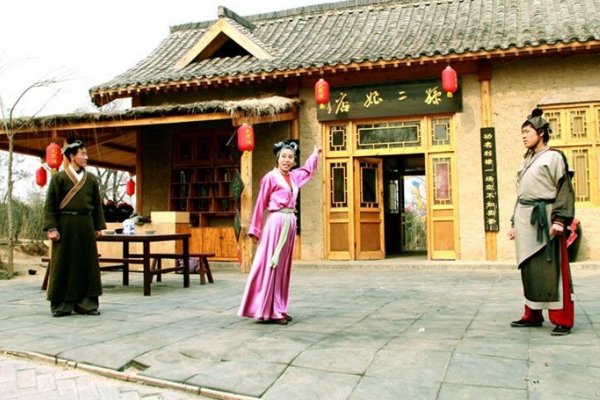 孙二娘开店的歇后语