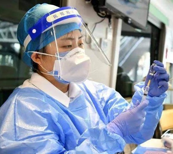 郑州将全额退还返豫大学生隔离费用，你如何看待这一政策？