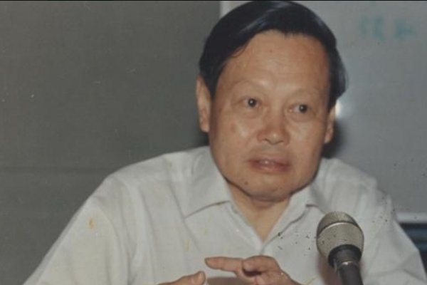 99岁的杨振宁寄语广大学子，杨振宁有哪些成就？