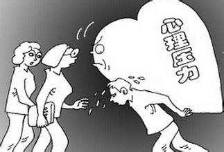 女孩被人点燃头发，涉案人员是否存在心理问题？