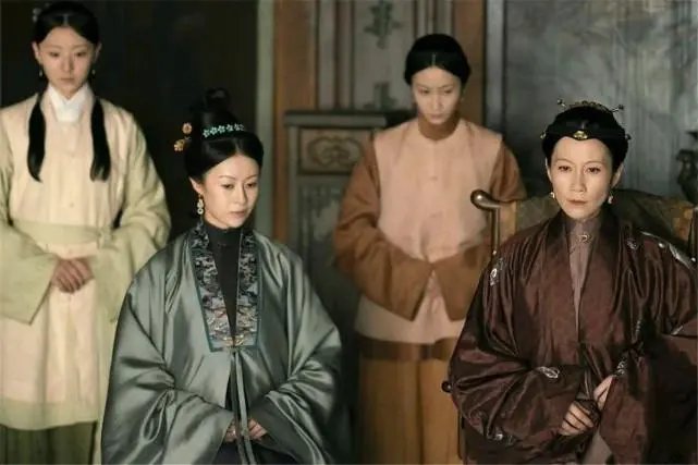 《玉楼春》中，梅姨娘为什么能成为孙家唯一的姨娘？