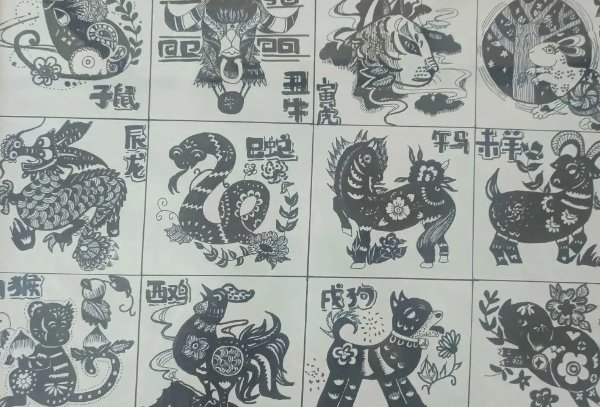 英雄救美是什么生肖