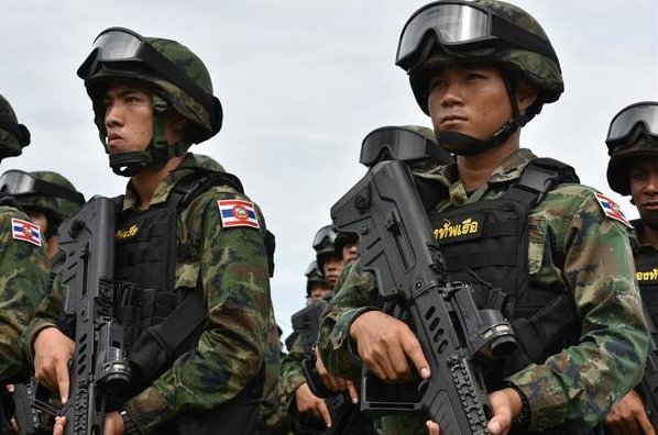 网红小伙加入海军陆战队，为何这份职业人人向往？