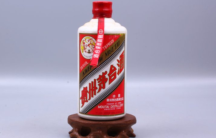 贵州茅台酒股份有限公司于哪一年在上交所挂牌上市