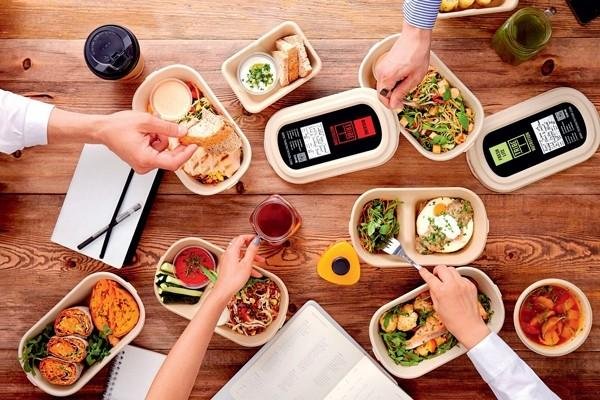 三月不减肥，四月徒伤悲，五月路人雷，六月干什么？