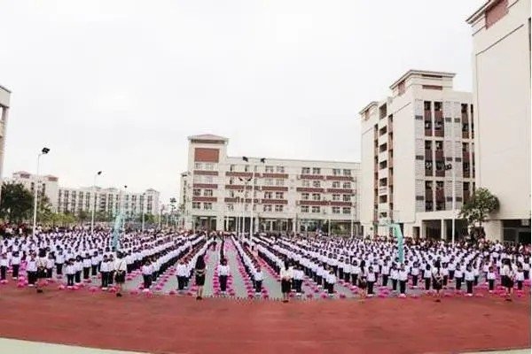 揭阳高中学校排名及分数线是多少？