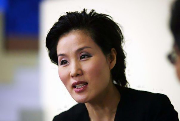 国乒冠军何智丽和焦志敏嫁到国外后，现如今怎么样？