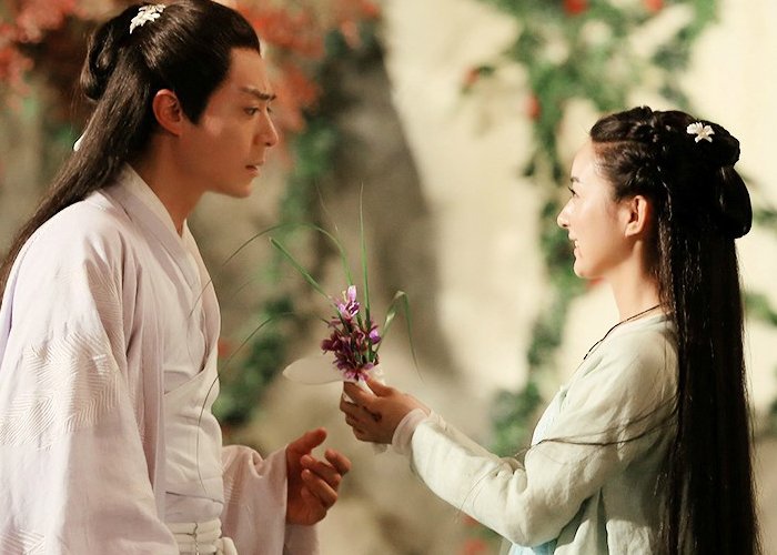 花千骨是不是女娲的后人？