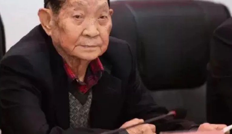 当代爱国人物的名言和事迹有哪些?