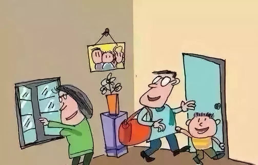 安徽一男子2夜偷4户家里放不下归还一户，如何加强人们的防盗意识？