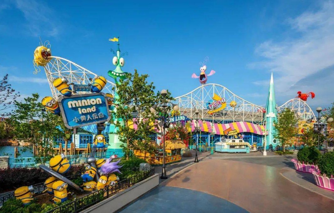 北京环球影城开园，游客狂奔入园，环球影城为何如此受欢迎？