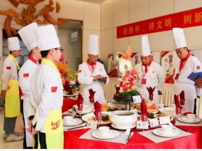 学厨师哪个学校最好？