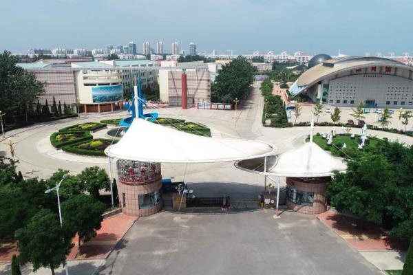 烟台南山职业技术学校招生电话