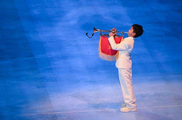 开幕式上吹小号的小男孩是谁？他是如何脱颖而出的？