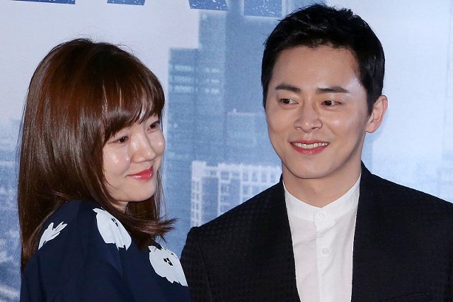 为什么有的人皮肤看上去很嫩很白透？