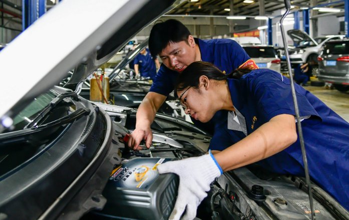 汽修哪家学校好