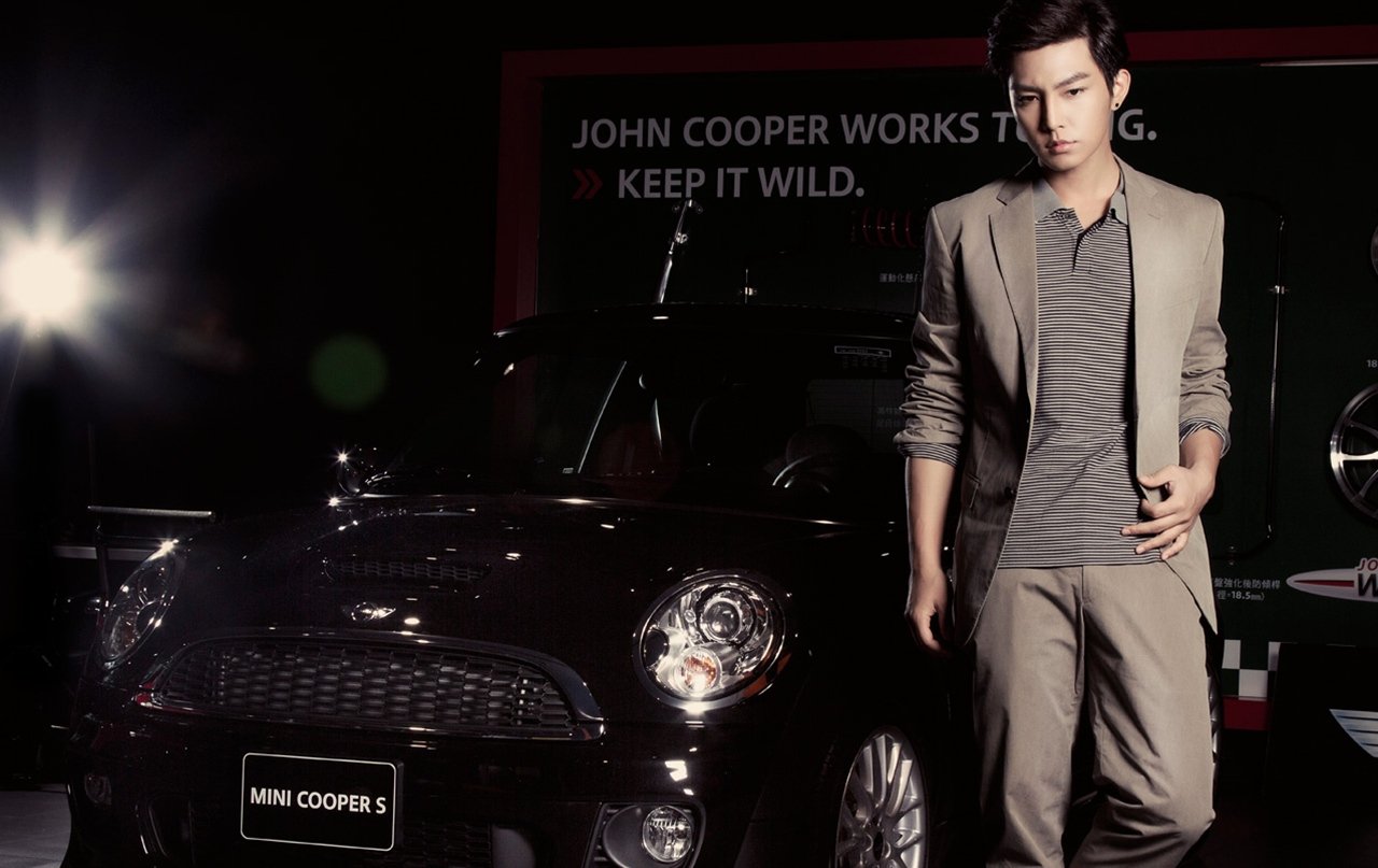 求炎亚纶高清写真照片