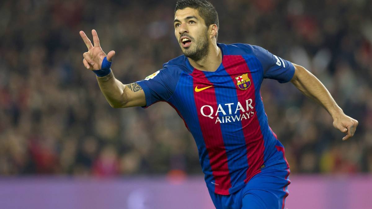 巴萨球星苏亚雷斯为什么会咬人