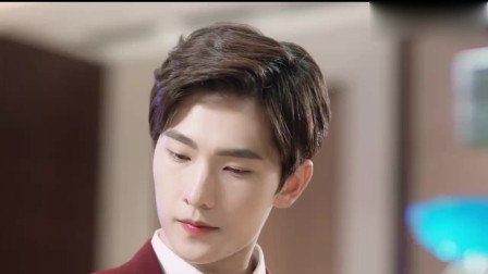 你是我的荣耀中，于途和晶晶是在哪一集确定关系的？