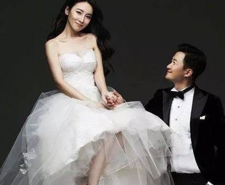 谢楠给吴京的封口费是什么，你怎样看待两个人感情？