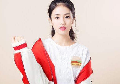 曾是跑男救命稻草，却因为蔡徐坤遭遇全网嘲，白鹿做错了什么？
