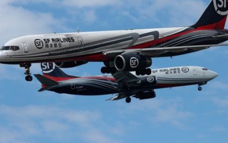 顺丰快递十月一放假吗