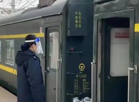 临河到呼和浩特火车时刻表